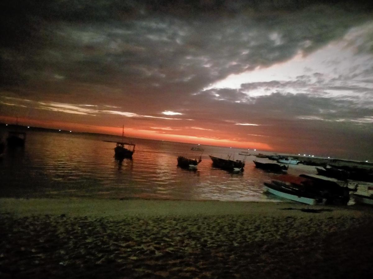 Mano Kendwa Beach Экстерьер фото